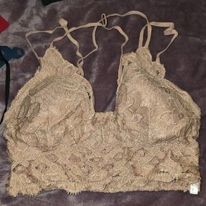 Anemone Lace Bralette in Tan